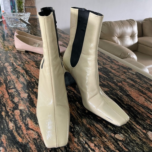 Zara ladies slim boots. Size 37. Wore twice only - Picture 6 of 9